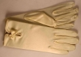 Летние женские перчатки Вечерние женские перчатки Eleganzza, цвет: молочный PL-6/1 2007 г инфо 10636u.